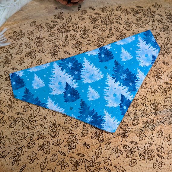 Bandana porte-médaille Forêt de brume