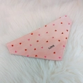 Bandana porte-médaille Love